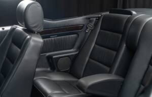 Image 21/28 of Mercedes-Benz E 320 &quot;Final Edition&quot; (1997)