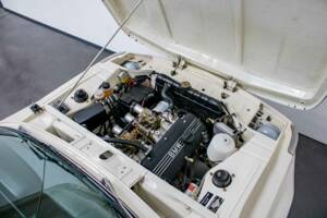 Immagine 28/32 di BMW 2002 tii (1971)