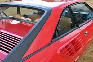 Image 27/50 of Ferrari Mondial 8 (1981)