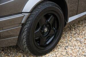 Image 17/50 of Alfa Romeo 75 3.0 V6 QV (1988)