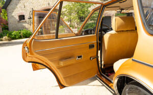 Image 34/57 of Ford Granada Turnier 2,3 (1976)