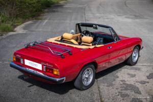 Afbeelding 17/42 van Alfa Romeo 2000 Spider Veloce (1980)