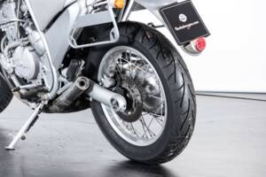 Imagen 11/38 de Aprilia Motò 650 (1996)