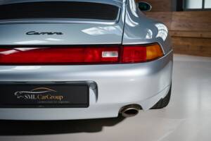 Image 4/36 de Porsche 911 Carrera (1995)