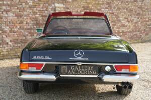 Imagen 6/50 de Mercedes-Benz 280 SL (1969)