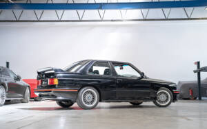 Image 89/91 of BMW M3 Sport Evo (1990)