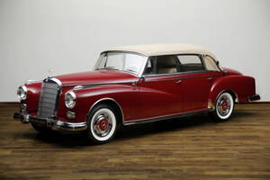 Image 2/23 of Mercedes-Benz 300 d Cabriolet D (1960)