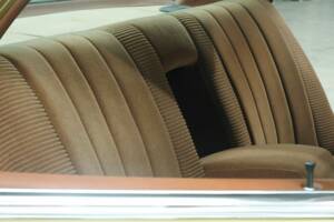 Image 38/50 de Mercedes-Benz 280 SE (1975)