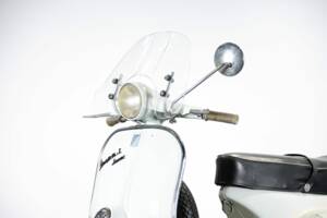 Bild 36/50 von Piaggio Vespa 125 Super (1966)