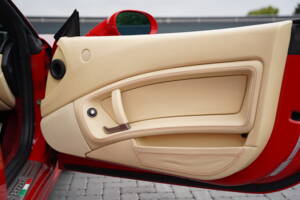 Image 14/50 of Ferrari California (2010)