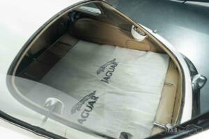 Immagine 19/19 di Jaguar E-Type (1969)