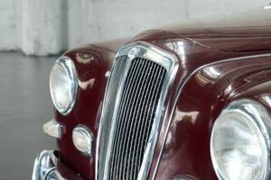 Image 7/50 of Lancia Aurelia B12 (1955)