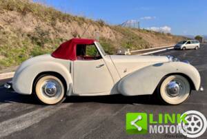 Image 6/10 of Triumph Dolomite 2-Litre (1942)