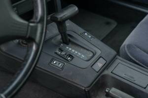 Image 7/40 de BMW 320i (1994)