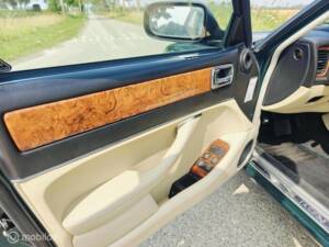 Image 21/50 of Jaguar XJR 4.0 Supercharged (1996)