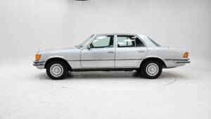 Image 8/15 of Mercedes-Benz 280 SE (1980)