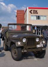 Image 2/6 of Willys-Overland Jeep Station Wagon (1954)