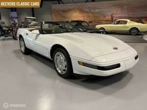 Image 5/30 of Chevrolet Corvette Convertible (1995)