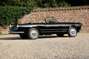 Bild 19/50 von Alfa Romeo 2000 Spider (1961)