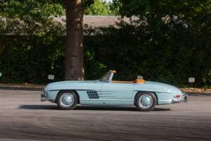 Image 34/50 of Mercedes-Benz 300 SL Roadster (1957)