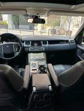 Bild 10/12 von Land Rover Range Rover 4.4 TDV8 Vogue SE (2012)
