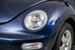 Immagine 19/50 di Volkswagen New Beetle 1.6 (2004)