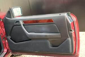 Image 25/50 of Mercedes-Benz E 220 (1994)