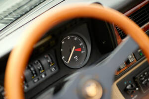Image 19/37 de Jaguar XJ-S Convertible (1989)