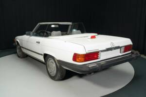 Immagine 8/8 di Mercedes-Benz 560 SL (1987)