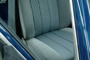 Bild 29/50 von Mercedes-Benz 300 SE (1990)