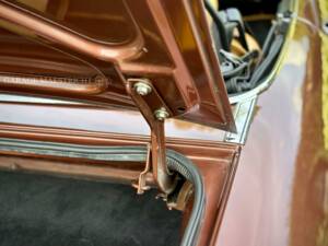 Image 85/100 of Alfa Romeo 2000 Spider Veloce (1980)