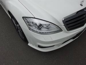 Image 36/99 of Mercedes-Benz S 65 AMG L (2006)