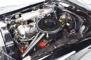 Bild 35/38 von Mercedes-Benz 220 SE (1960)