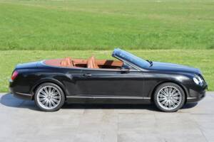 Bild 42/50 von Bentley Continental GTC (2007)
