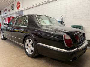Image 16/21 of Bentley Arnage T (2003)