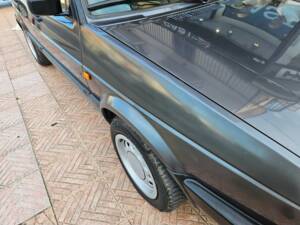 Bild 74/91 von Volkswagen Golf II 1.6 (1990)