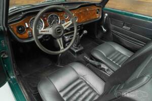 Image 16/19 of Triumph TR 6 (1974)