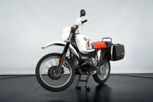 Bild 2/34 von BMW DUMMY (1987)