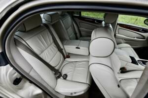 Afbeelding 37/50 van Jaguar XJ 8 4.2 (2003)