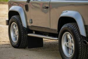 Image 50/50 of Land Rover Defender 90 "50th Anniversary" (1998)
