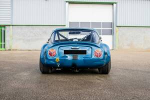 Image 4/18 of TVR Griffith 400 (1965)