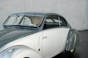 Immagine 8/50 di Adler 2.5 Litre Sport (1938)