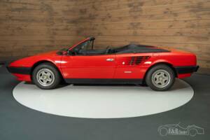 Bild 6/8 von Ferrari Mondial Quattrovalvole (1984)