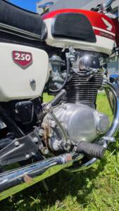 Image 4/63 of Honda CB 250 K2 (1970)