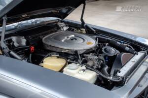 Image 23/23 of Mercedes-Benz 560 SL (1988)