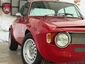 Imagen 56/68 de Alfa Romeo Giulia 1600 Sprint GT Veloce (1966)
