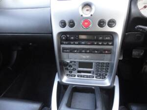 Image 30/30 de Aston Martin DB 7 Vantage Volante (2003)