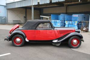Immagine 8/45 di Citroën Traction Avant 11 BL (1952)