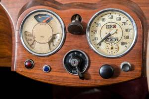 Image 23/50 of Triumph 1800 Roadster (1947)