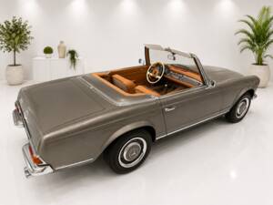 Bild 7/22 von Mercedes-Benz 230 SL (1966)